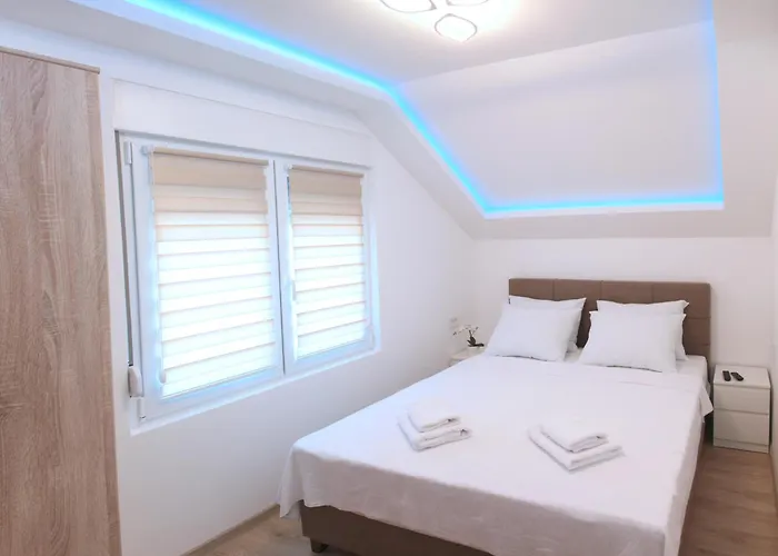 Golden Hill * Vinca (Belgrade)