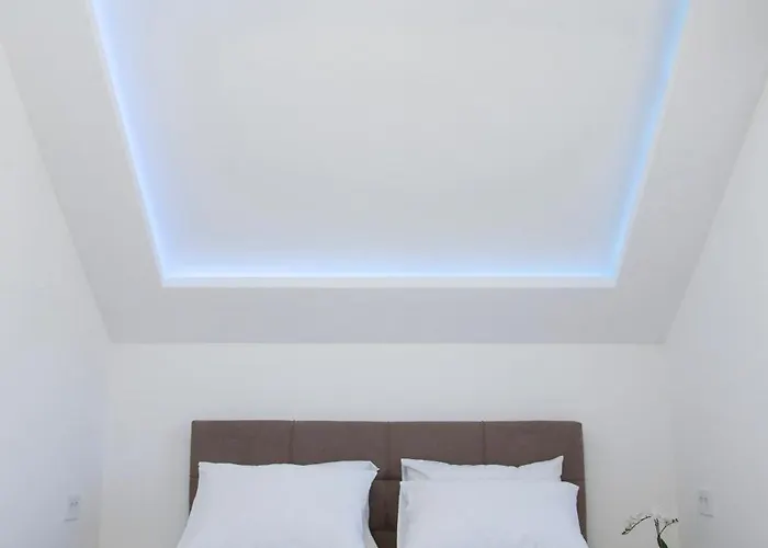 Golden Hill Apartament Vinca (Belgrade)